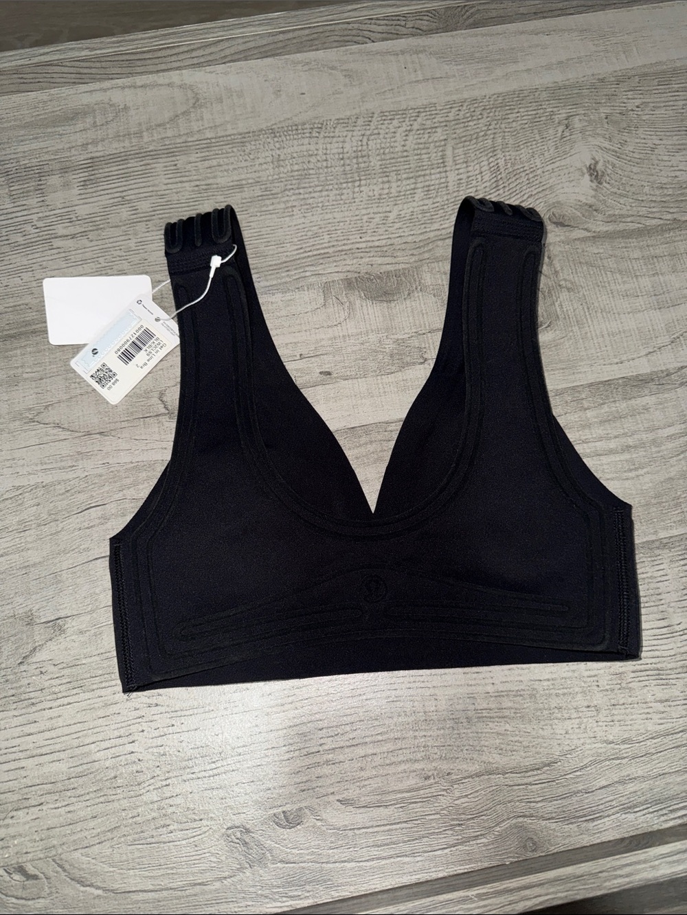 lululemon Get In Line Bra Black Size 2 NWT